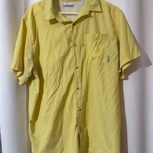 Columbia Men's Casual Yellow Button Down Shirt
